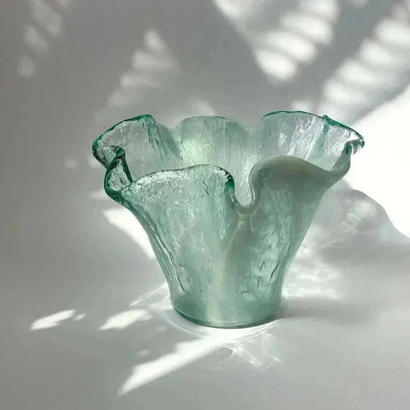 Italian Made Murero Handkerchief Vintage Ruffled Hand Blown Decorative MCM Vase